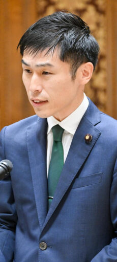 山添拓