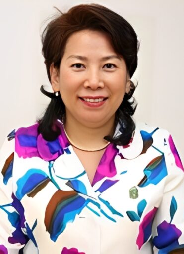 由井寅子